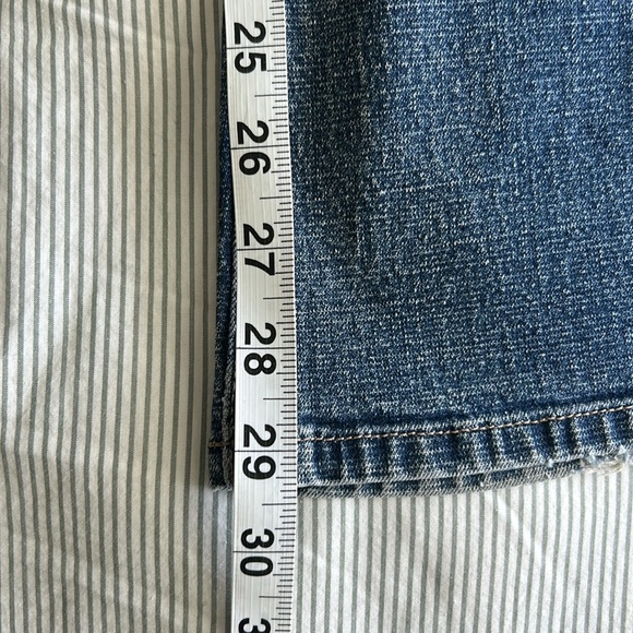 Guess Women’s bootcut 90s Jeans - 27 - Picture 8 of 9